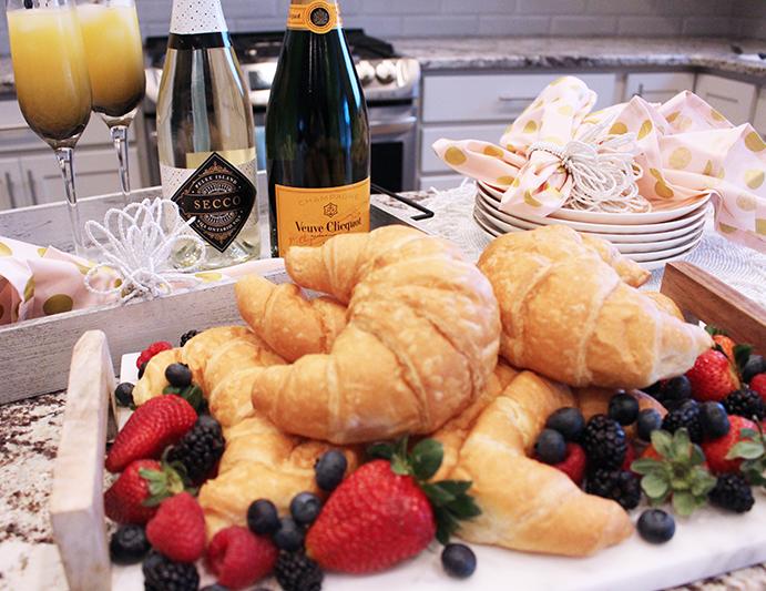 Croissanter och mimosas!