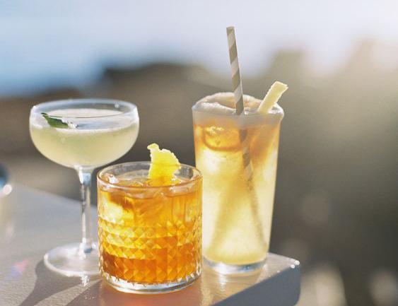 Drinkar på stranden