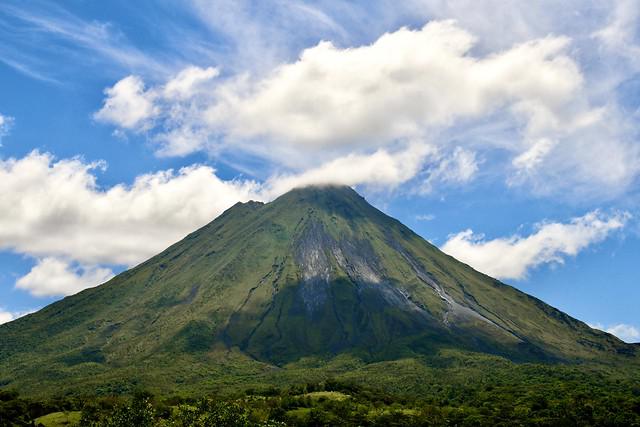 Day tour of arenal vulcano