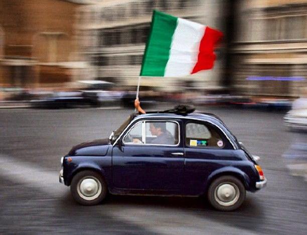 Hyrbil för att ta oss till bergen och vingårdar