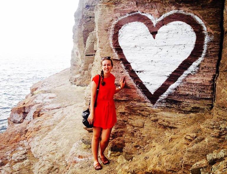 Saras överraskning till Simon