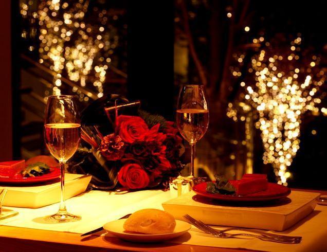 Romantic dinner before going home