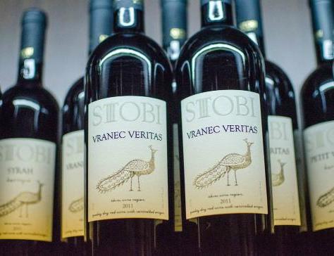 Vinprovning på Stobi Winery