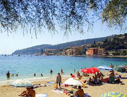 Drinkar på stranden