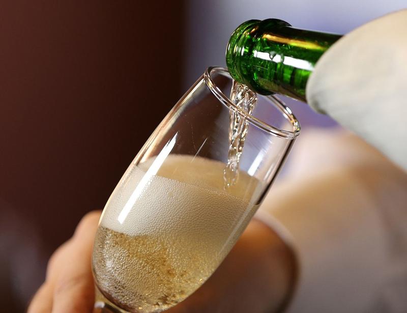 Ett glas bubbel på flyget