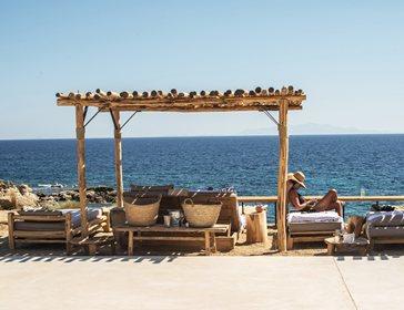 Cabana på Scorpios Beach Club