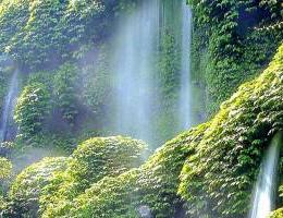 Benang Kelambu waterfall
