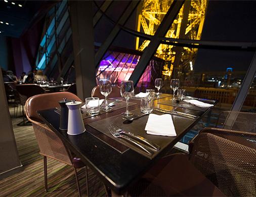 Middag på 58 Tour Eiffel