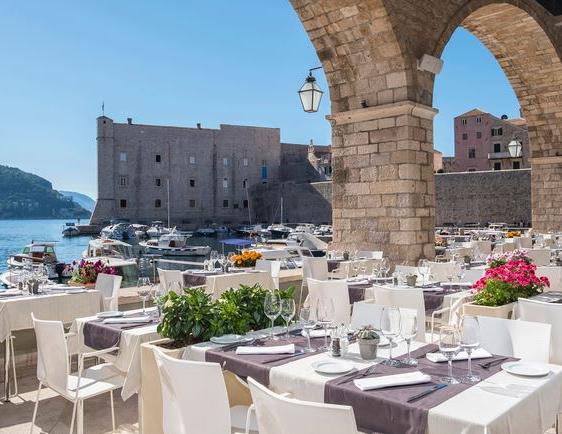 Lunch torsdag på Gradska kavana Arsenal