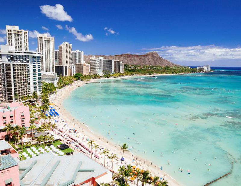 En natt skönhetssömn vid Waikiki Beach
