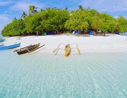 Island hopping day trip