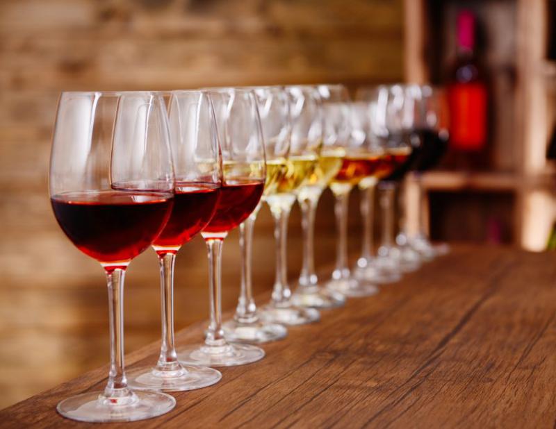 Smådalarö gård: Vinprovning