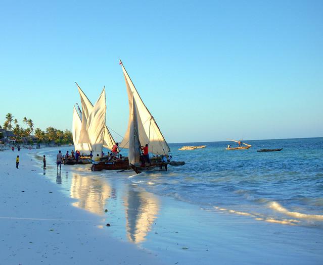 Segling vid Jambiani